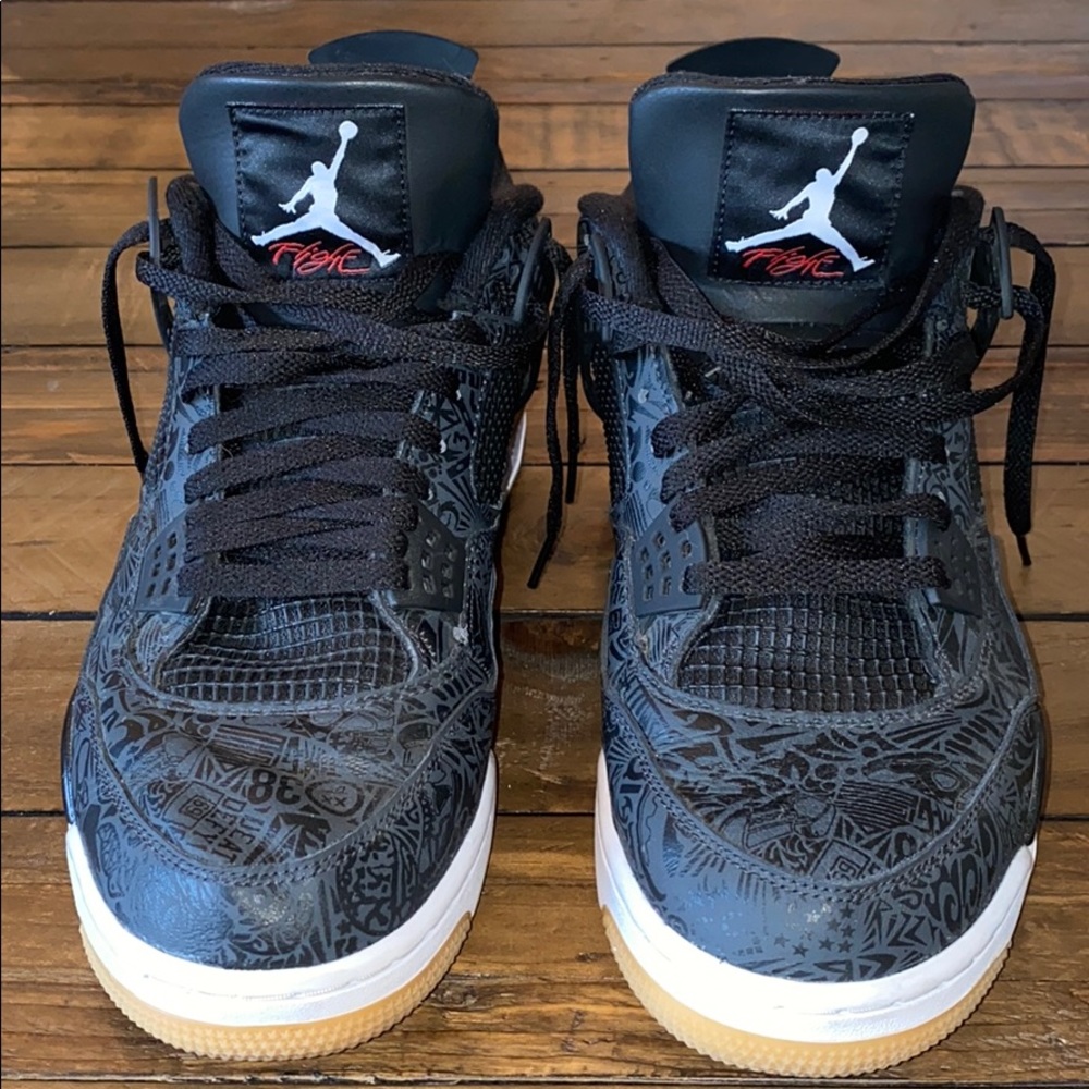 Air Jordan IV Retro SE Black Laser ⚡️